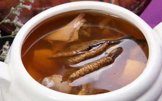 東強(qiáng)堂蟲(chóng)草清燉團(tuán)魚(yú)：秋冬滋補(bǔ)硬菜，一口鮮醇養(yǎng)身心-西藏那曲蟲(chóng)草網(wǎng)